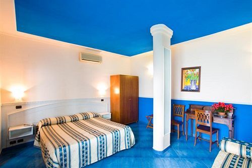 Klein Wien Hotel 3*